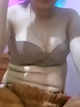_TranThao_05 — Freechat on StripChat