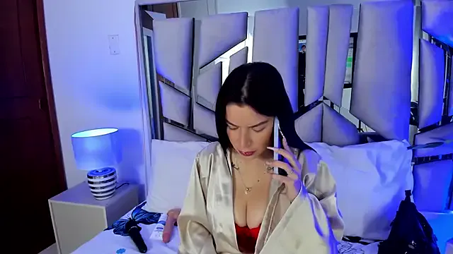 _valeria_saenz_ — rub clitoris 1min