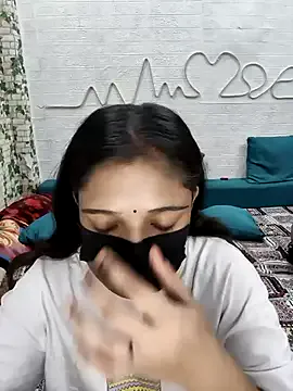 Aahanaaa — Freechat on StripChat