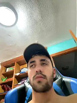 aavrdvh33 — Freechat on StripChat