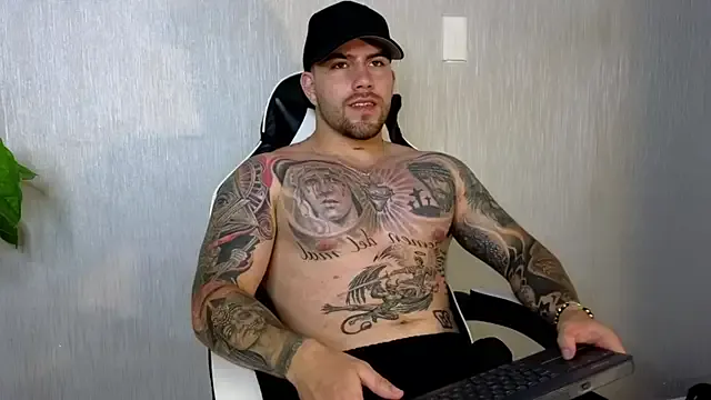 Ades_Lowe — Freechat on StripChat