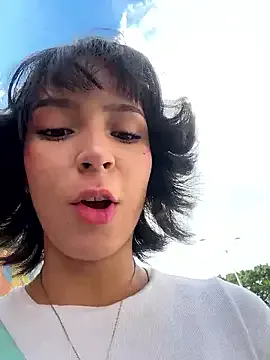 Adry_Bach_ — Show flash tits 