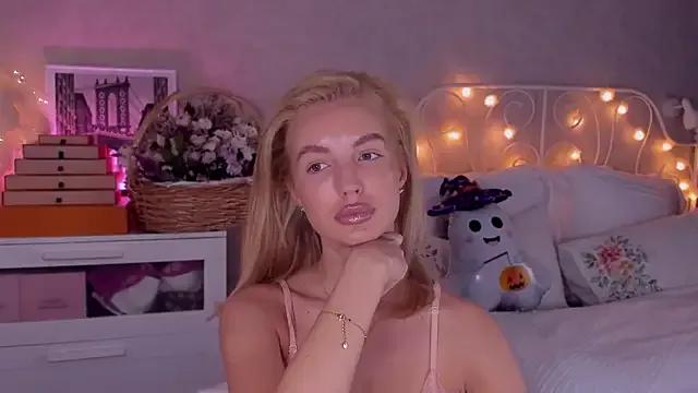 StripChat aestetick is Freechat aestetick — back sound on