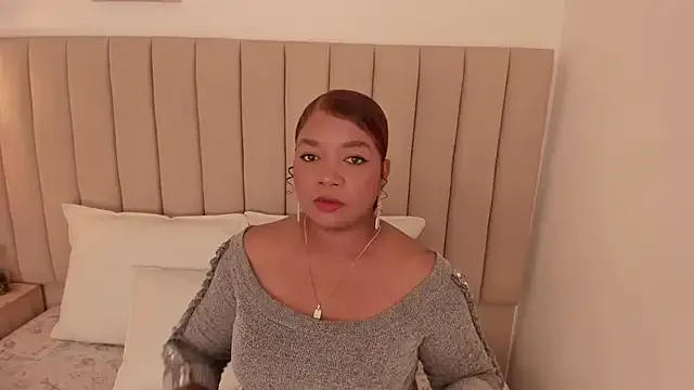 Afrodita_de_amor — Breast beating 