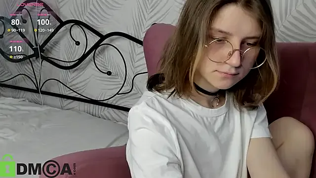 Agnes_Passero — Show feet