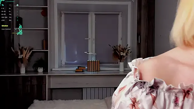 AgnesSonnek — let's turn on my toy! <3