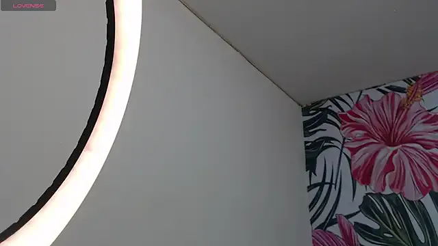 Ahome_18 — Spanks on my tits / on my ass 