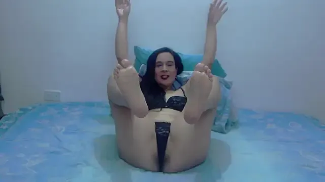 Aileendarkhot — put your hard cock in my pussy