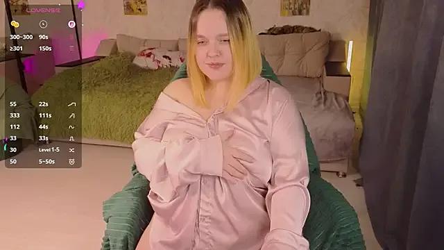 Aki_nohana — Naked boobs and play with my nipples.