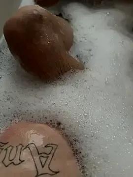 Aksinja05 — Gesicht spritzen