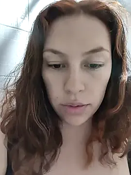 AlanaDesire — Show us your beautiful tits 