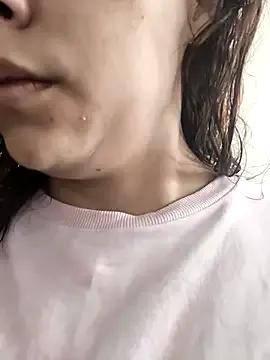 AlanaDesire — Can you do a sexy striptease for me?hmmm