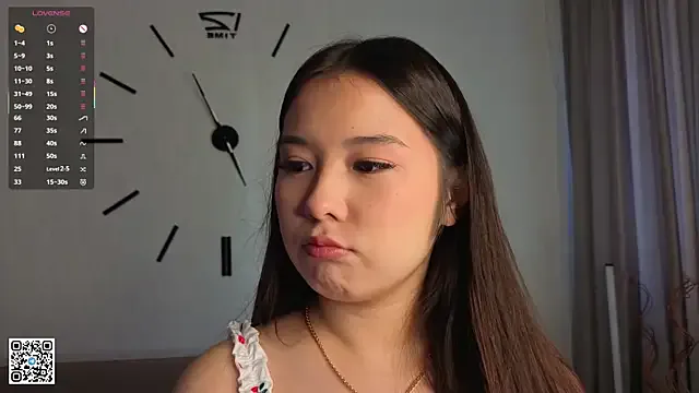 AlberthaEscue — eye contact 1 min