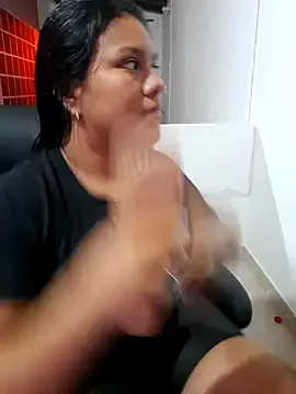 ale_cam — Clap clap ass