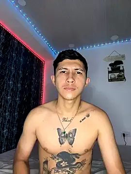 Alejandro_BigCock22 — show cock