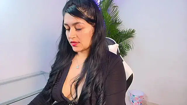 alejitasweet — Spanking pussy
