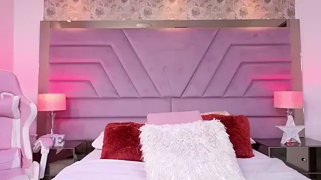 AlesiaCooper — pussy wet
