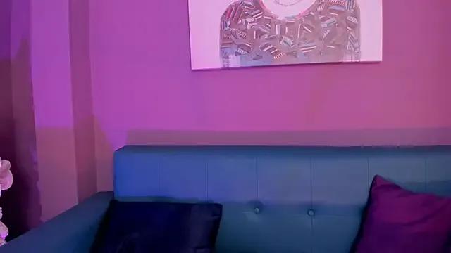 Alessiia__ — Show boobs + oil