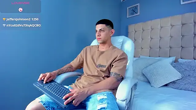 Alex_cute77 — NAKED