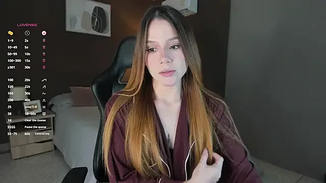 Alexandra-16 — oil in boobs