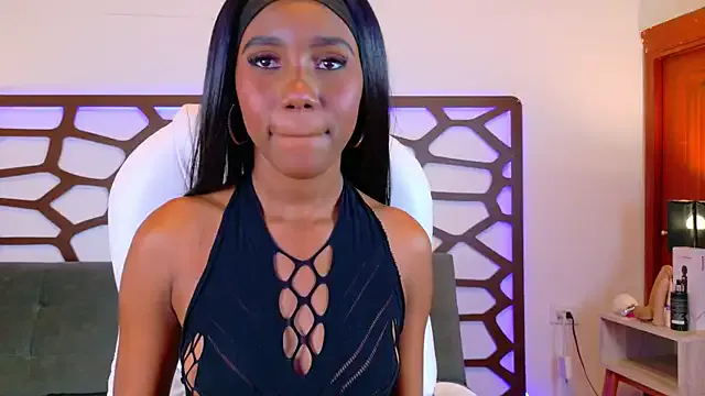 alexandra_crox — dildo in ass