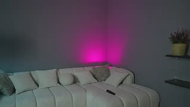 AlfaSex9 — show tits