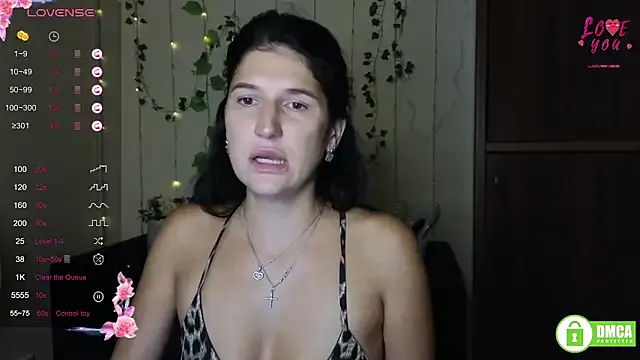 Alianna_Solo_Kisses — Ass in oil