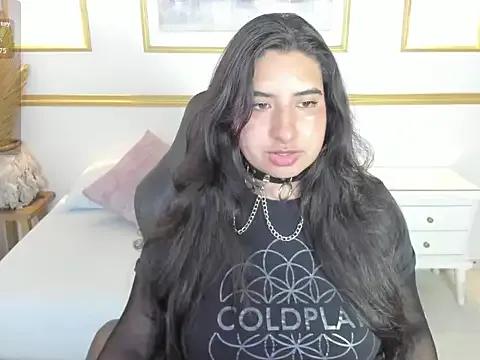 alice_coopperx — bounced boobs and saliva in them