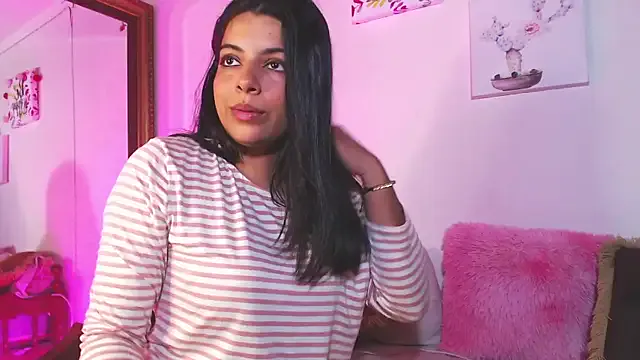 Alice_Foster_ — Exploring Fingers In M y Ass