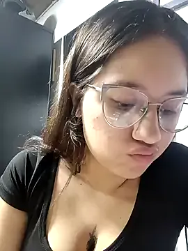 Alice_Reyes_ — Freechat on StripChat