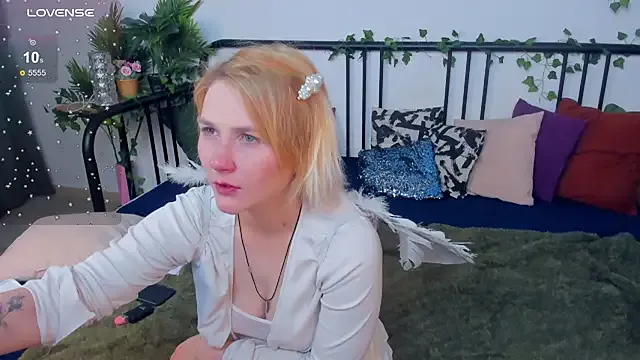 AliceMaurik — anal show
