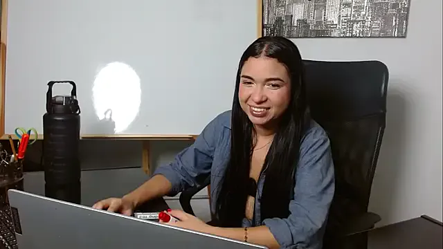 AliceSmiith_ — Stand up + jump boobs