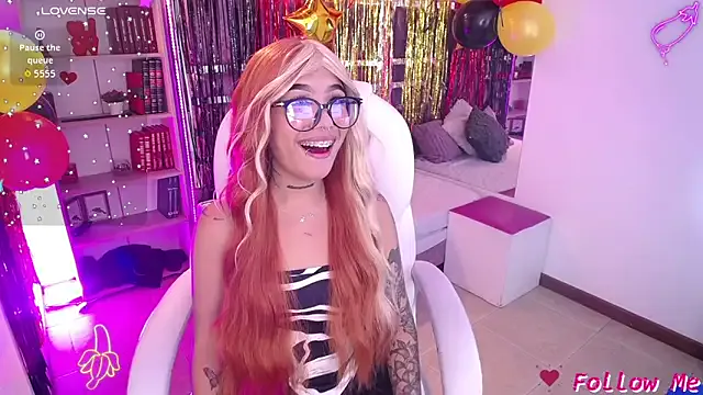 AliceWalker_11 — show boobs