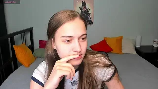 Alisa__Kelly — Suck my finger like a lolli pop