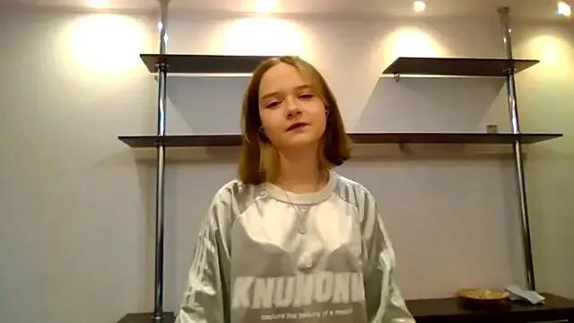 AlissaGerardo — Lick my finger close to you