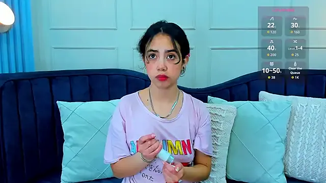 AlissonBelucci — ice on my nipples 