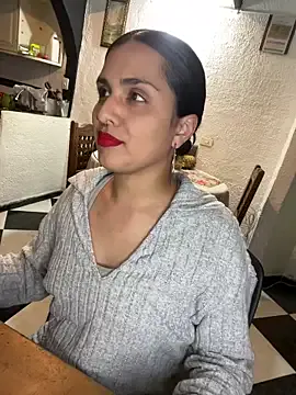 alix_beltran —  FULL NAKED + OIL BODY 