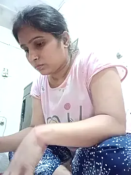 aliya-jaan71 — Nude show