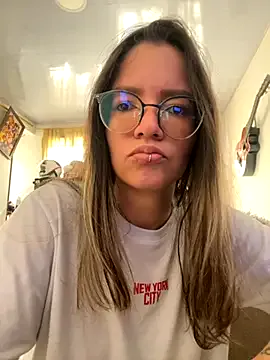 Allison_Bailey — spit on tits