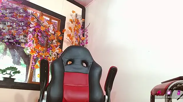 Alondra_Campbell — my cock hard in oil 