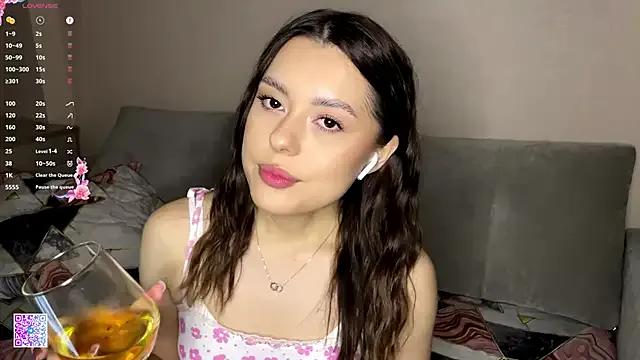 StripChat AlveraCappola is Freechat AlveraCappola — A salute of vibrations