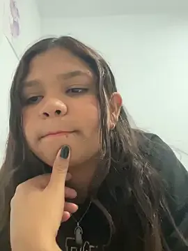 Amaia_Nomi — Two fingers in the ass