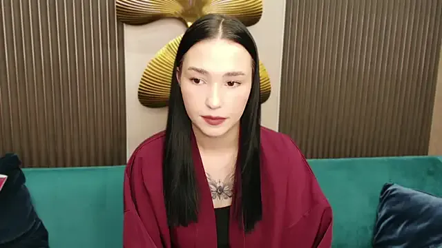 Amanda_Choi — get into the dog pose)