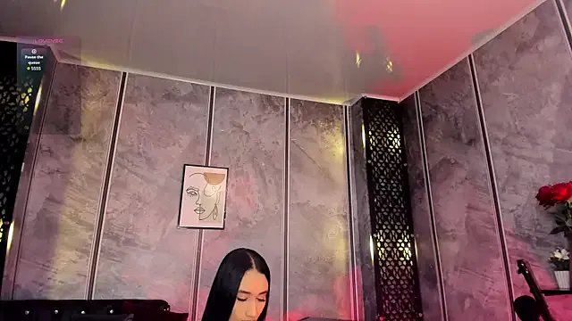 amaraa_lewiis — RIDE DILDO  + CUM+ SQUIRT