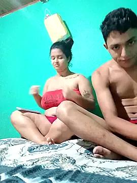 Amber0723 — Sexo con corrida facial