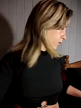 Amber_Nurth — Juicy pussy 