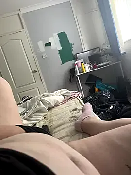 AmberTaylorXxx — Stream for 8 hours straight