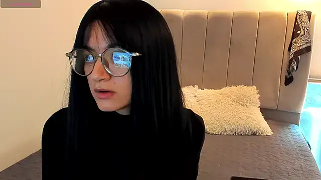 AmelieSatoo — Freechat on StripChat