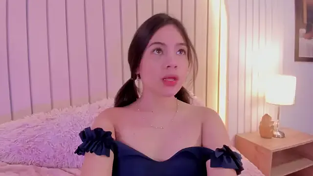 ameliiaa_smith — blowjob deepthroath spit sow 