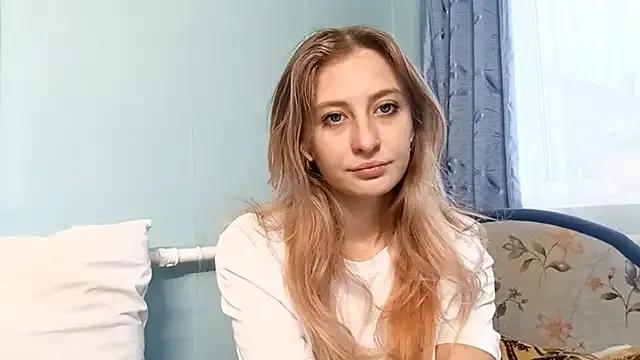AmeliLia — Lift up my top and show my bra